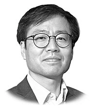 관세전쟁, 장기적 관점 대응도 중하다[시평]