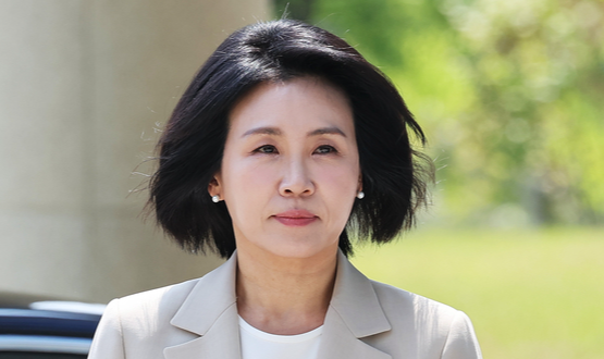 김건희 효과?… 김혜경, 조용한 광폭 행보