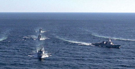 동해 ‘이지스함 3척 동시출격’ 이어… 광화문선 “충무공 정신” 함성