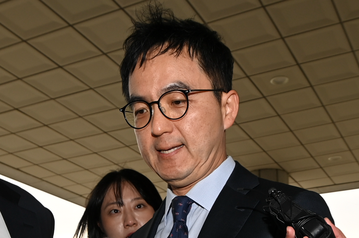 당정, ‘상설특검·검사장 강등’ 압박… 검찰 손발 쳐내 ‘완전 무력화’