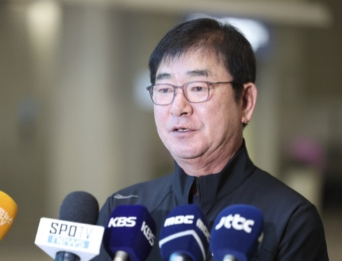 “며느리 처벌해달라” 류중일 감독 직접 국민청원…제자와 호텔 동행 등 부적절 관계