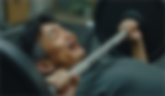 벤츠프레스 하다 가슴에 ‘쿵’…50대男의 안타까운 죽음