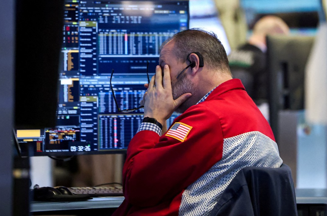 [속보]5000피 코앞인데 하필…그린란드 사태에 뉴욕증시 급락, 테슬라 -4.18%