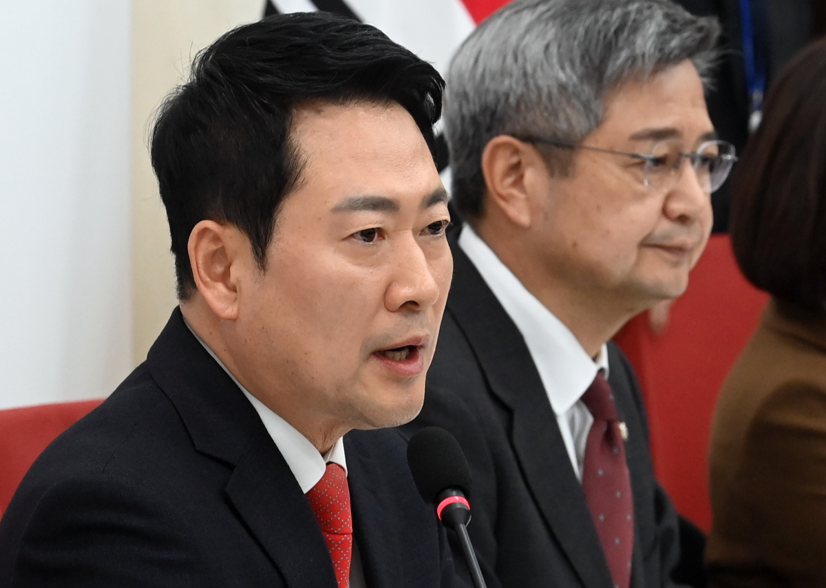 장동혁 “참석”→ 최고위원들 “들러리 왜 서나”→ 장동혁 “불참”