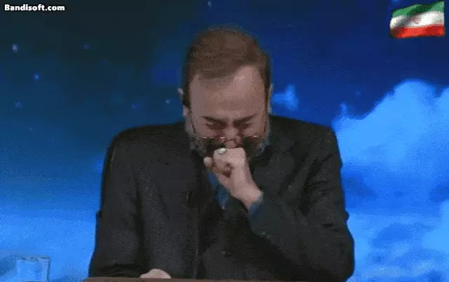 “하메네이 순교하셨다” 손떨며 오열 이란 앵커