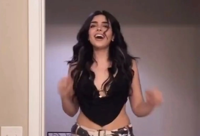 하메네이 사망에 ‘트럼프 댄스’ 추는 이란인들, 온라인 달궜다