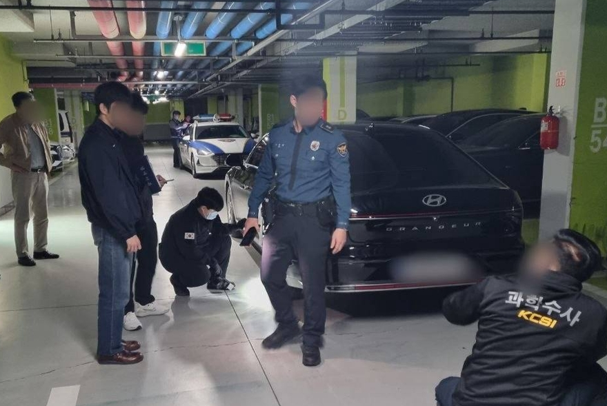 “끝이 뾰족하게 갈린 쇠젓가락이 타이어에…” 최민희 의원 젓가락 논란… 경찰 “외부인 소행 정황 없어