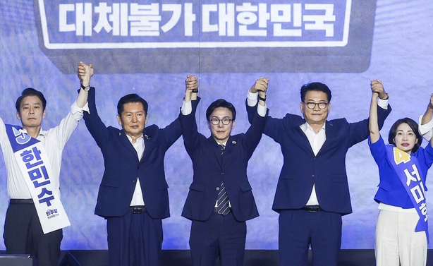 [속보]김재섭 “민주당 전대서 ‘버스 안에서’ 틀고 춤… 청년 조롱”