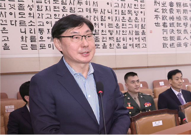 범죄자의 대통령 협박사건… ‘침묵의 대가’ 청구서 밀려들 것