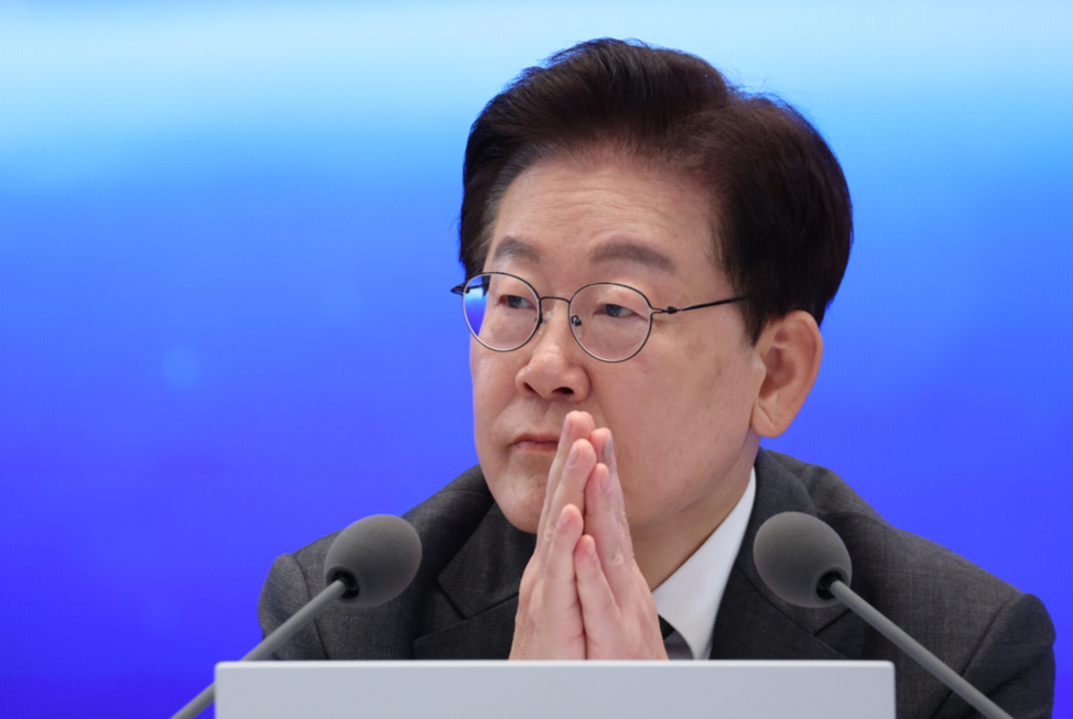 길 잃은 ‘李의 실용’… 집값불안·증시폭락·사법갈등·통상마찰·동맹균열