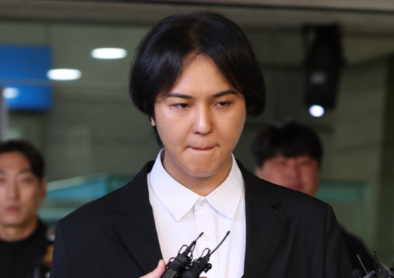 ‘102일 결근’ 송민호, 군대 두 번 간다… 병무청 “절차 검토”