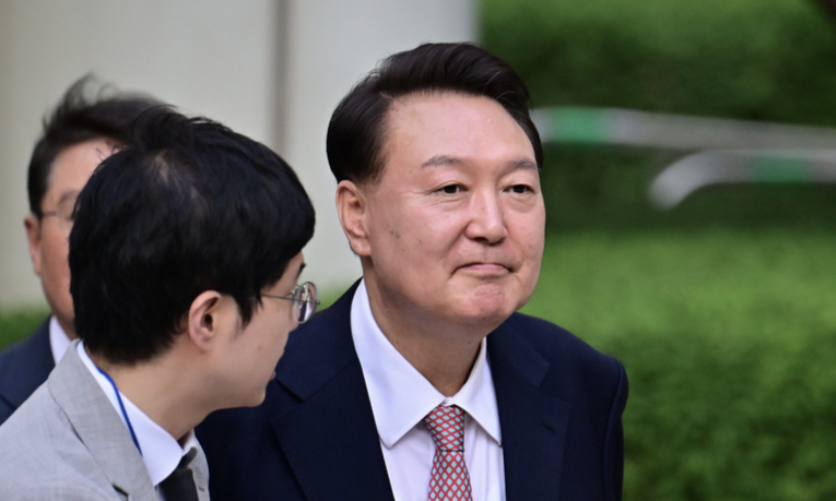 경찰, ‘출석 불응’ 尹에 3차 소환통보 ‘최후통첩’…“19일 반드시 대면조사”