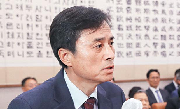 김용현 석방 한주 앞두고 추가구속 절차… 여인형·이진우도 차례로 묶어둘듯
