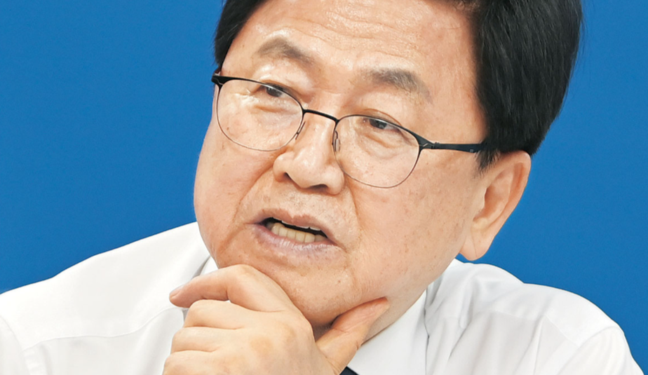  “사교육 문제, 공교육만으론 해결 못해… 사회 전체가 함께 풀 숙제”[파워인터뷰]