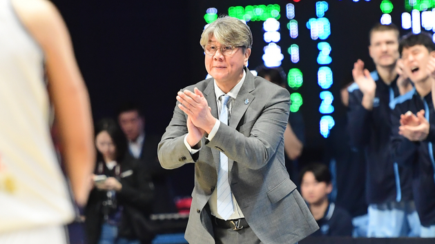 무명선수서 명품지도자로… ‘소노 4강’ 견인