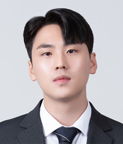 이현욱